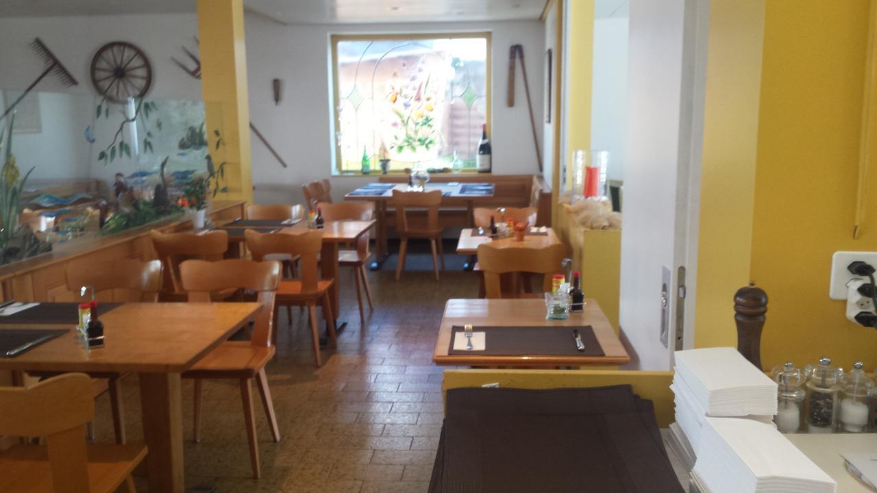 Hotel Restaurant Klosterli Pieterlen Extérieur photo